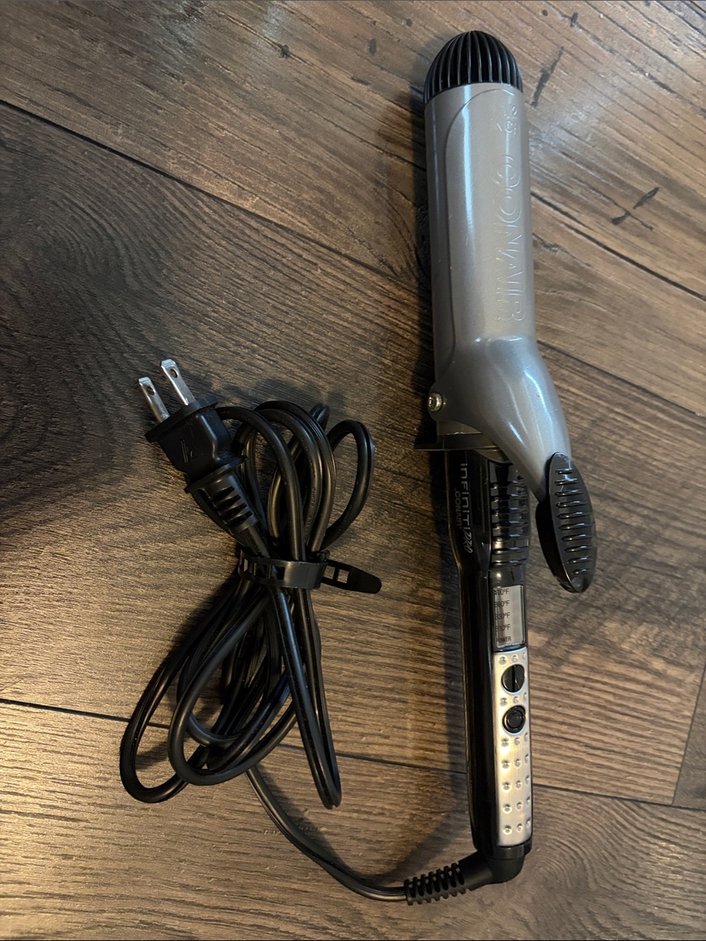 Conair INFINITIPRO 1" Curling Iron